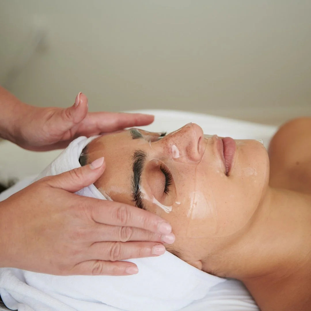 Neogenesis - Beta Glucan Hydrogel Mask - Skin Essence by Kathy